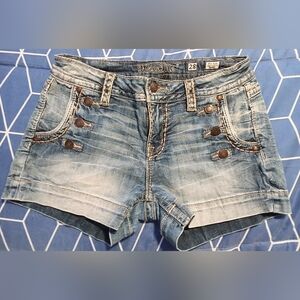 Miss Me mid rise shorts size 28